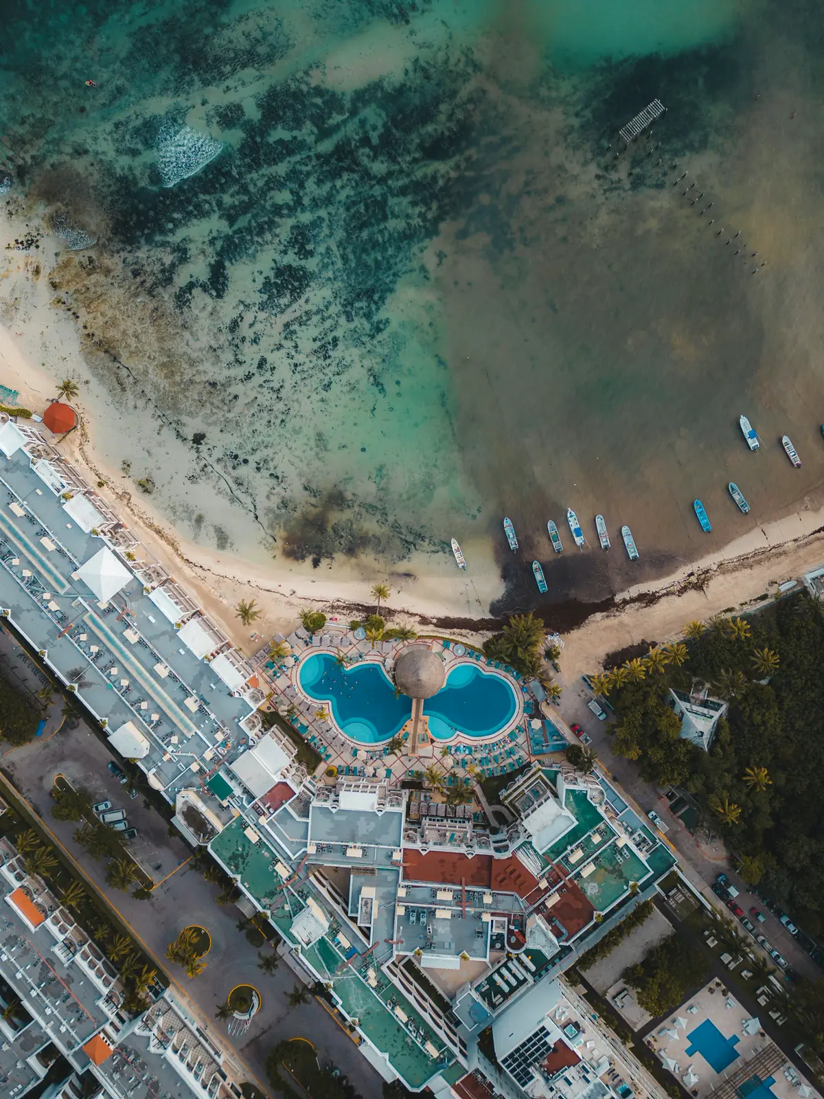 The Hotel Zone between the Caribbean and Nichupté lagoon