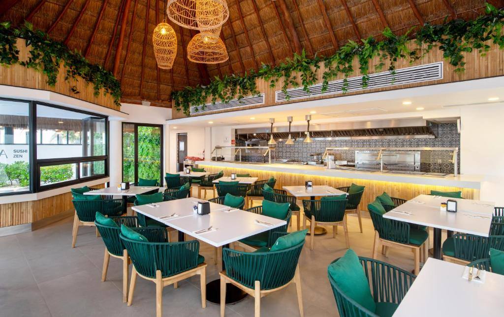 Cancun Bay Resort - All Inclusive: Restaurant
