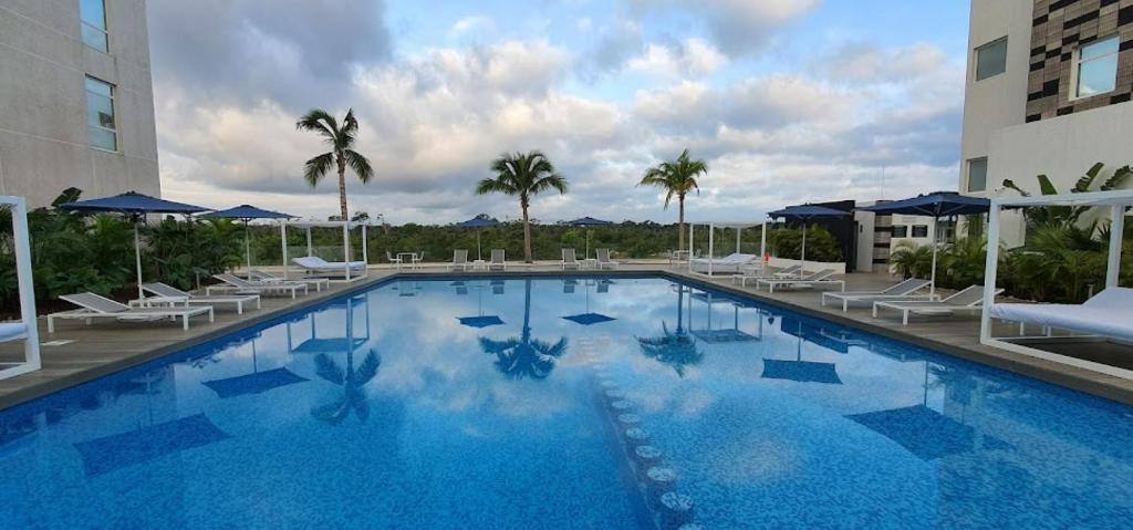 City Express Suites By Marriott Cancún Aeropuerto Riviera: Facility photos