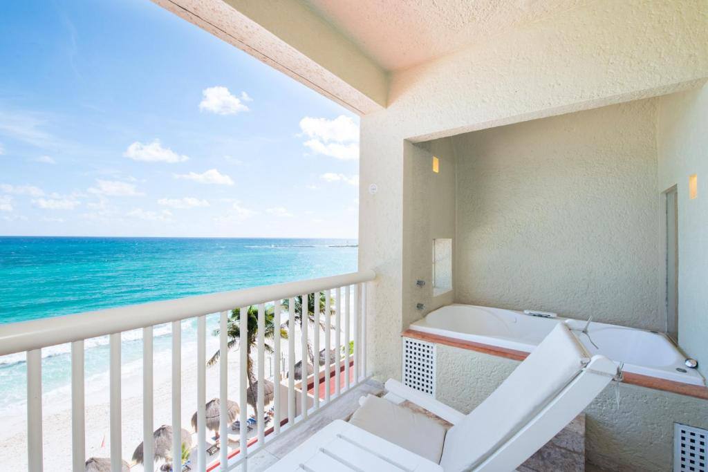 Club Regina Cancun: Balcony/terrace