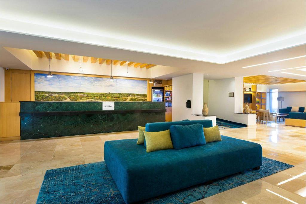 Courtyard by Marriott Cancun Airport: Property views