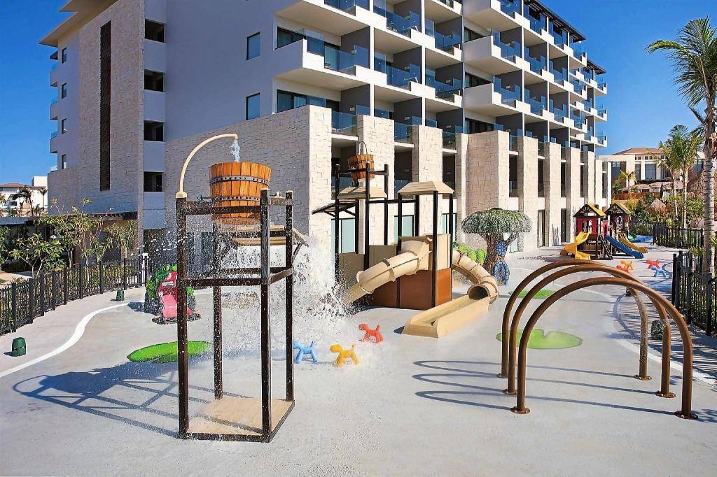 Dreams Playa Mujeres Golf & Spa Resort: Kids areas