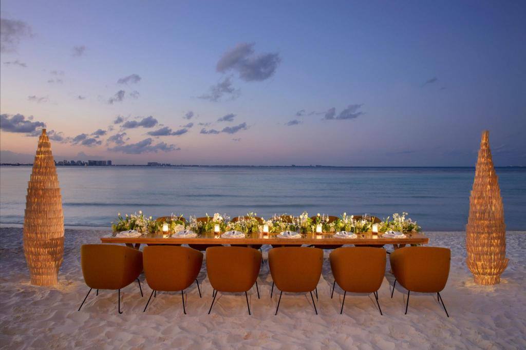 Dreams Sands Cancun Resort & Spa: Exterior view