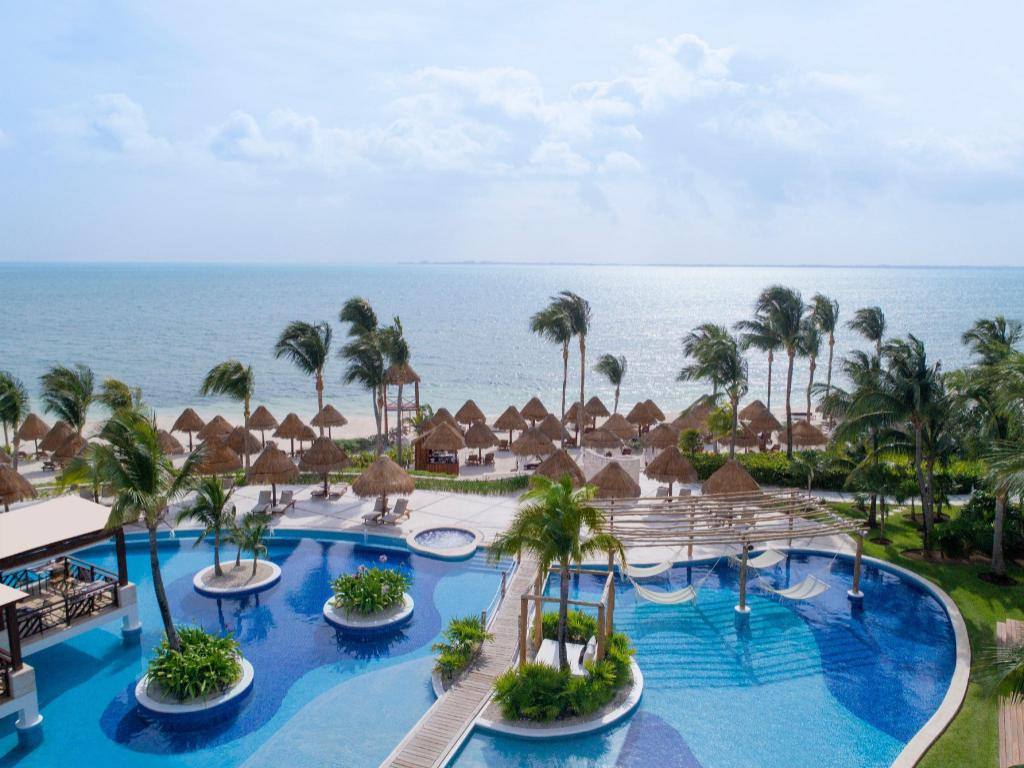 Excellence Playa Mujeres: Exterior view