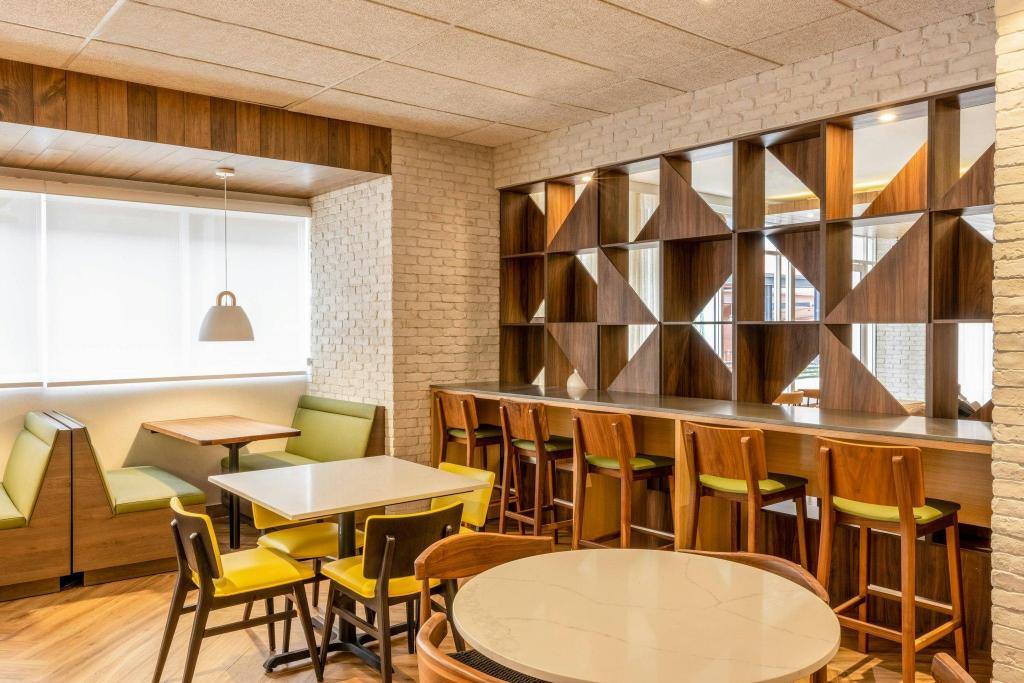 Fairfield by Marriott Inn & Suites Cancun Downtown: Restaurant