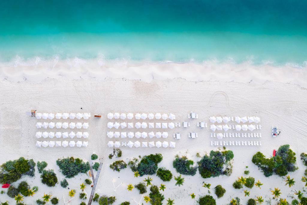 Family Selection at Grand Palladium Select Costa Mujeres: Exterior view