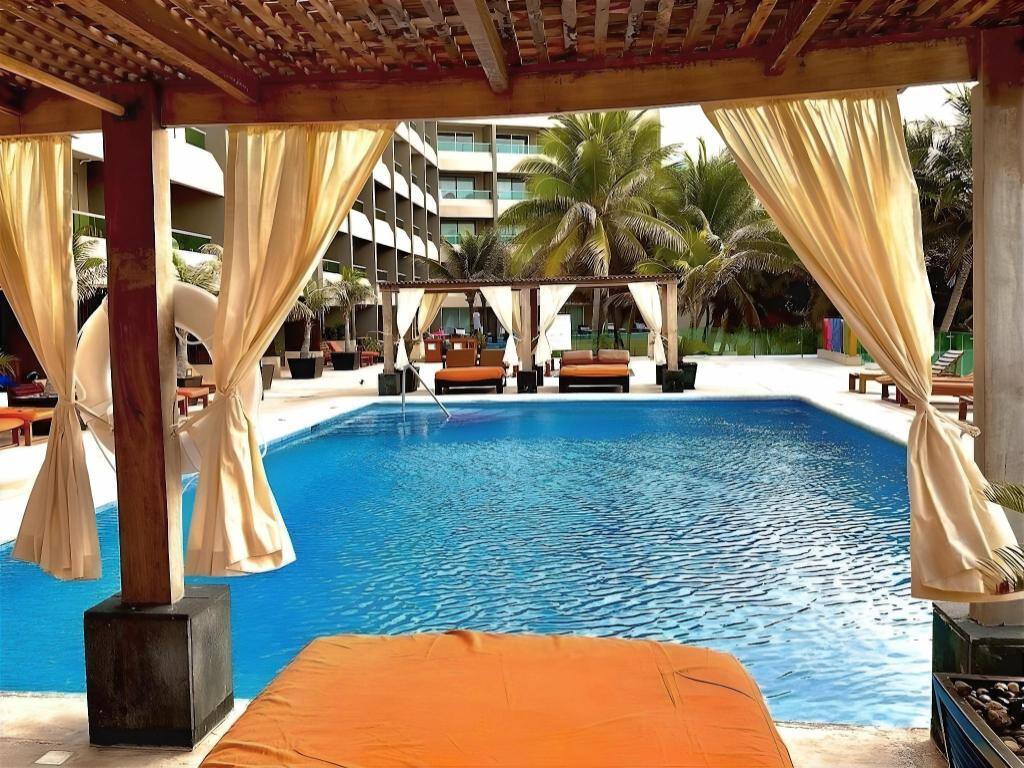 Flamingo Cancún All Inclusive: Facilities