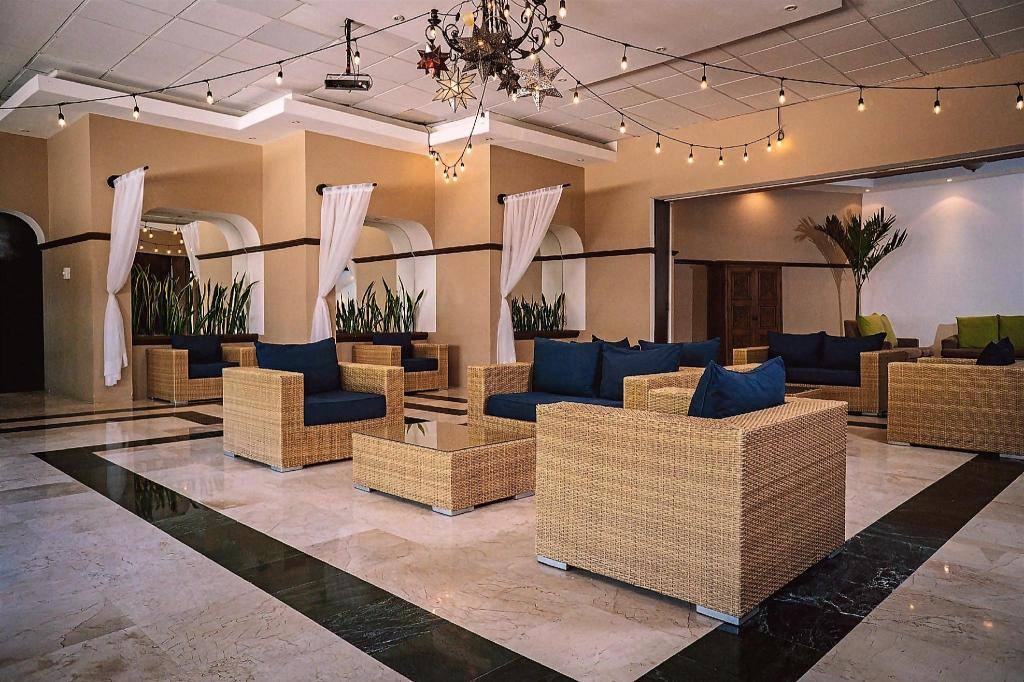 Flamingo Cancún All Inclusive: Reception