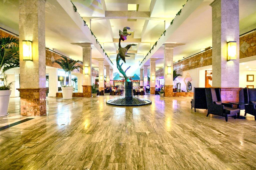 Golden Parnassus All Inclusive Resort & Spa: Lobby