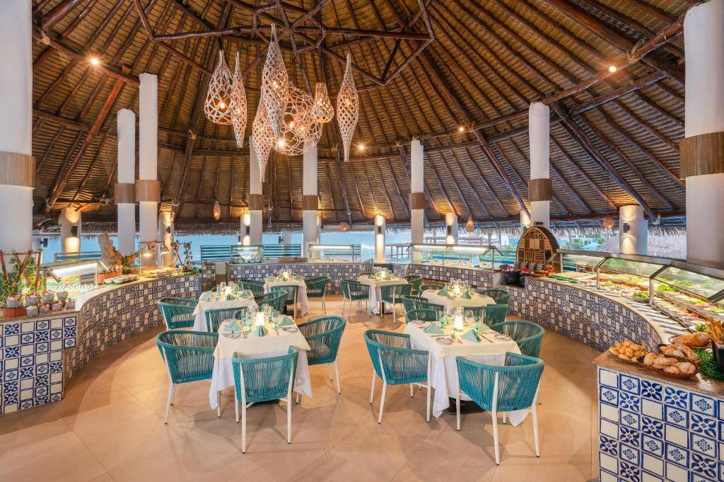 GR Solaris Caribe: Restaurant
