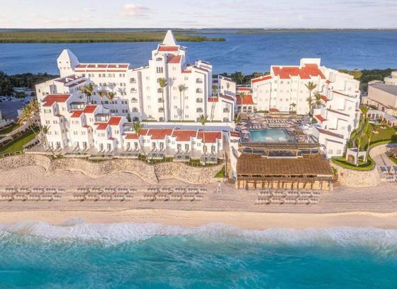 GR Solaris Caribe: Exterior view