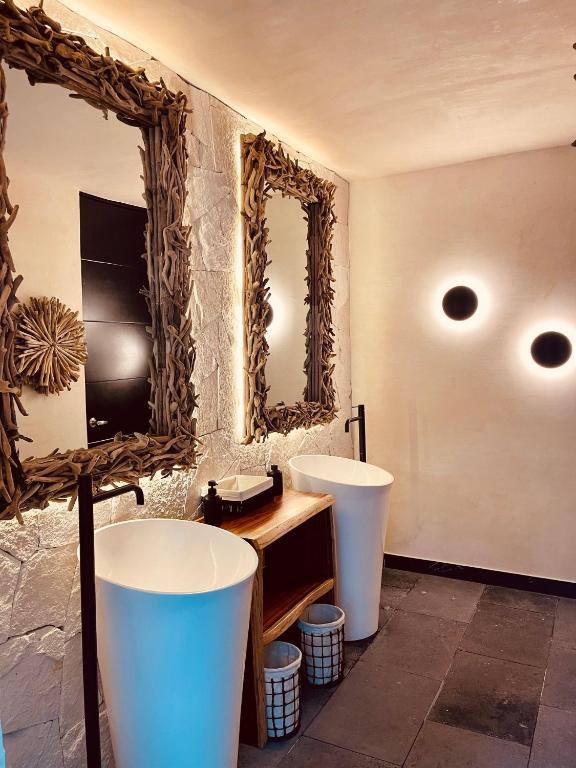 Grand City Hotel: Open air bath