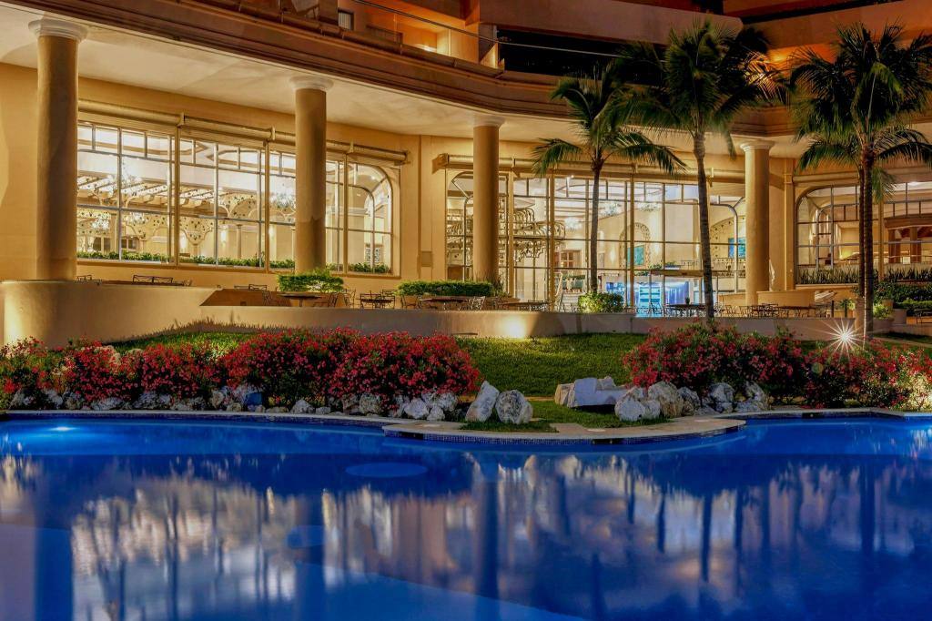 Grand Fiesta Americana Coral Beach: Restaurant
