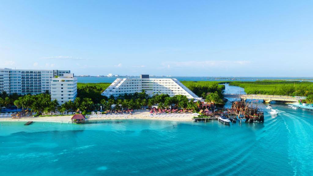 Grand Oasis Palm: Facilities