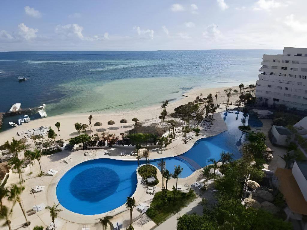 Grand Oasis Palm: Swimming pool