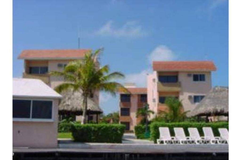 Grand Royal Lagoon: Other