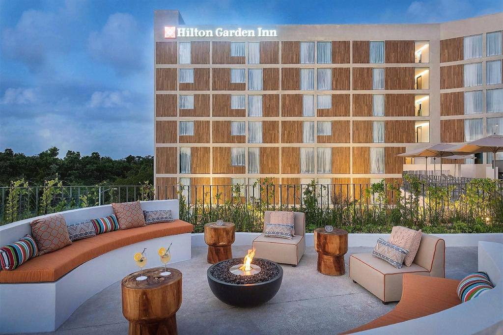 Hilton Garden Inn Cancun Airport: Exterior view