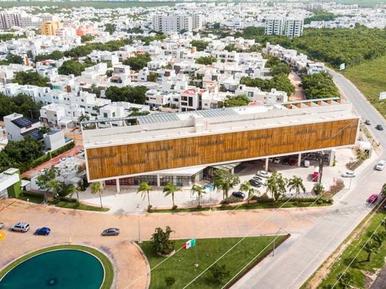 Hive Cancun: photo 1