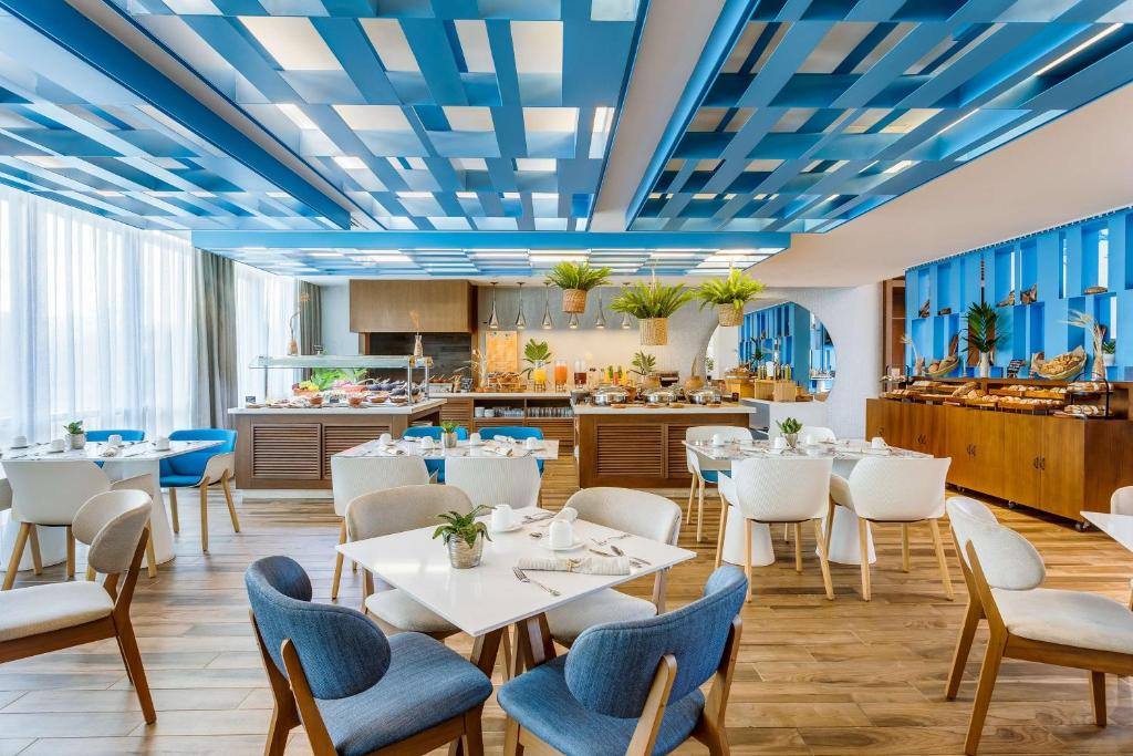 Hotel Avani Cancún Airport: Restaurant