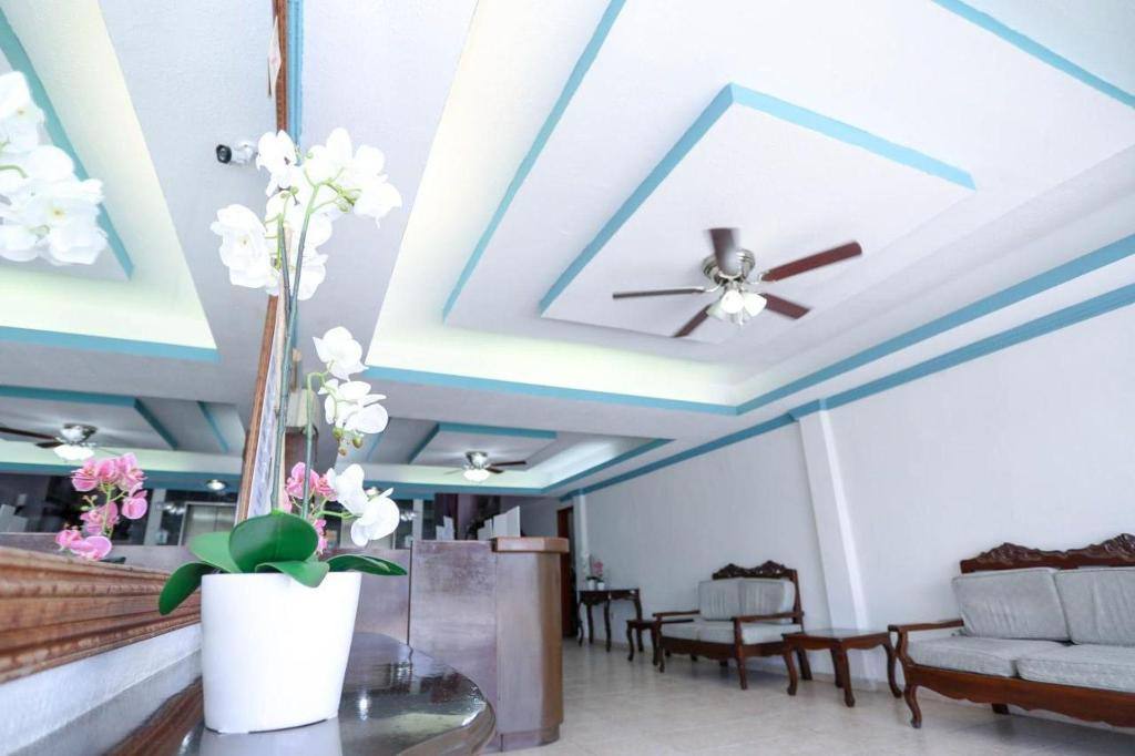 Hotel Avenida Cancun: Property views