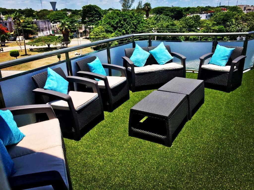 Hotel Blue Star: Balcony/terrace