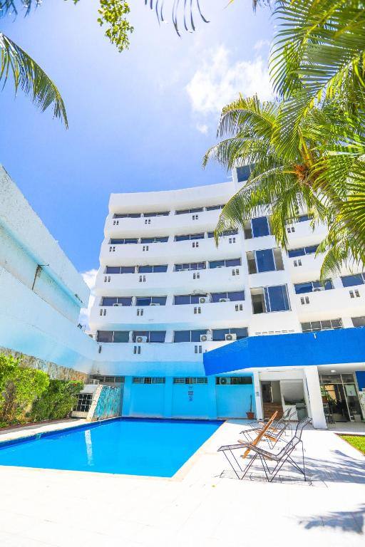 Hotel Caribe Internacional: Swimming pool