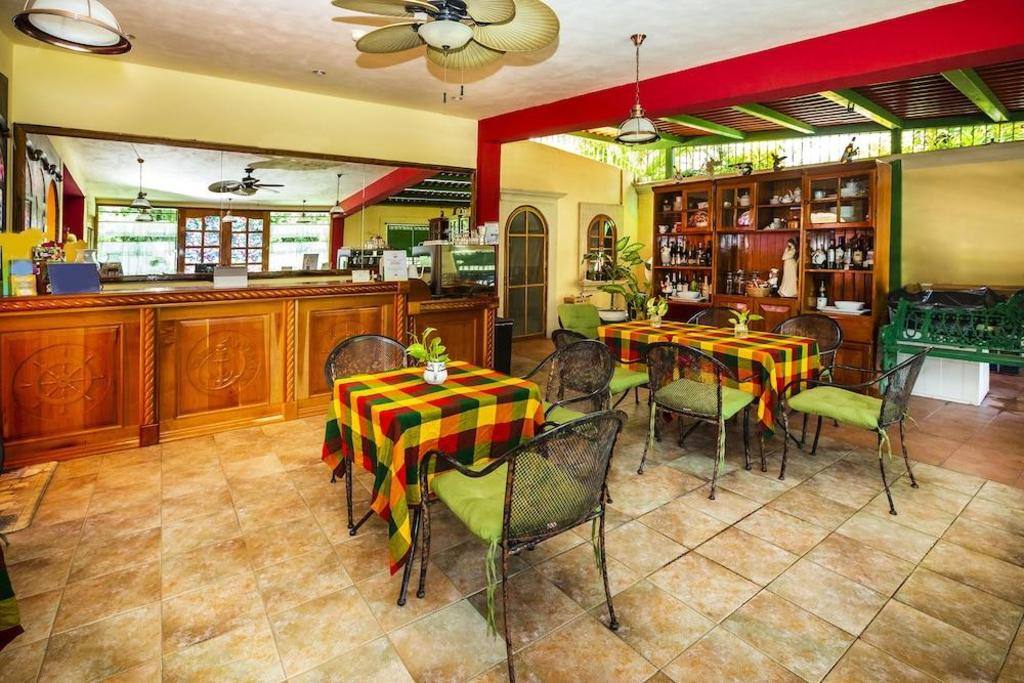 Hotel Casa Mallorca: Dining