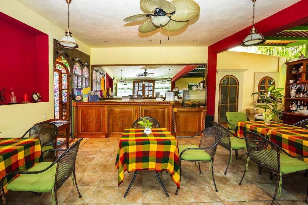 Hotel Casa Mallorca: Dining