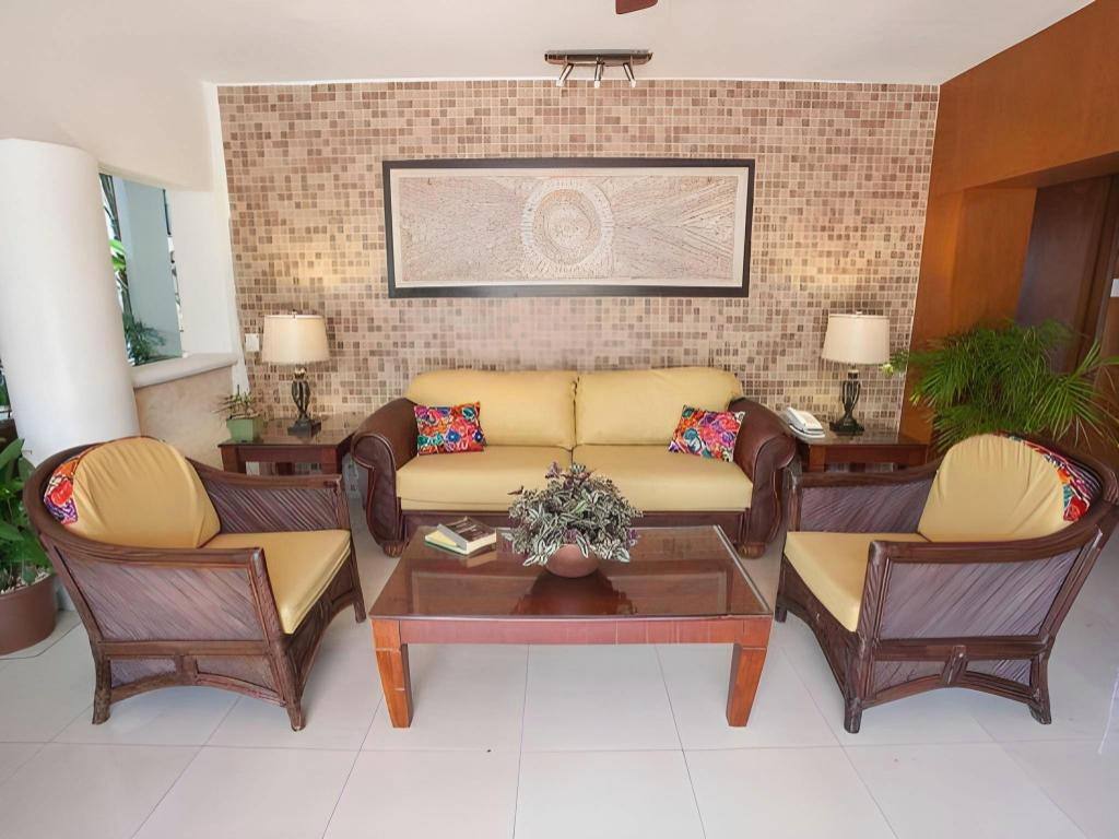 Hotel Colonial Cancún: Facilities