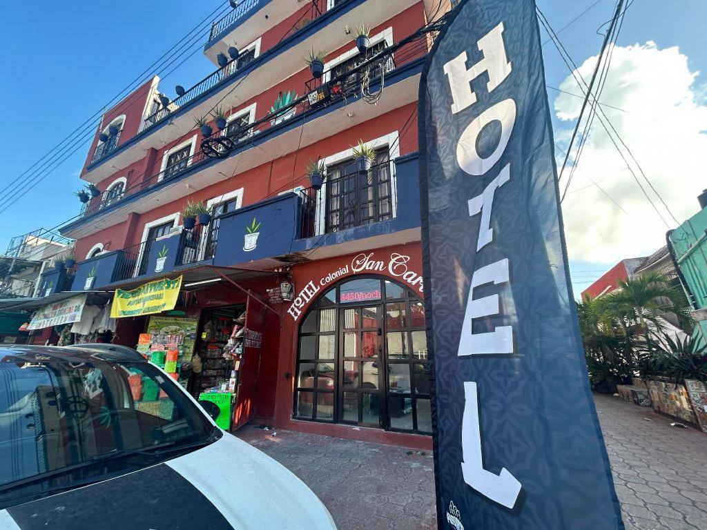 Hotel Colonial San Carlos: Exterior view