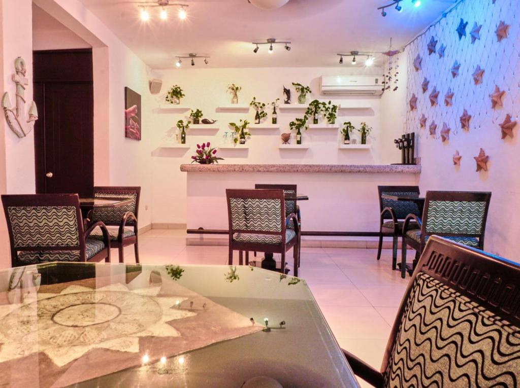 Hotel Del Sol: Restaurant