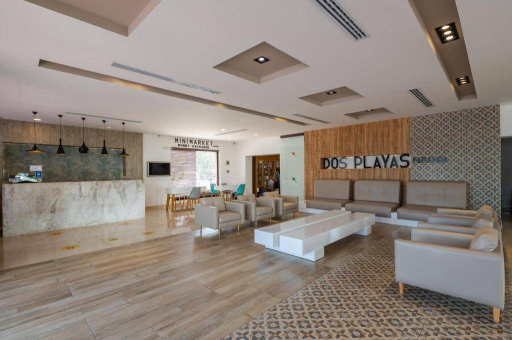 Hotel Dos Playas Faranda Cancun: Lobby