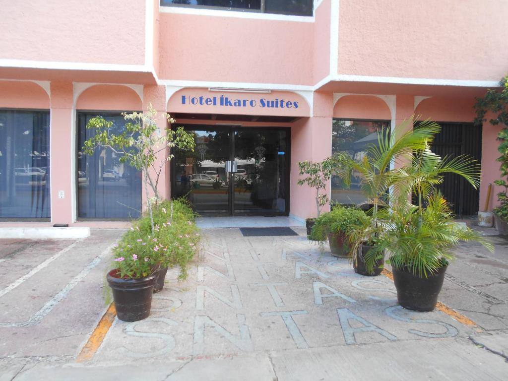 Hotel Ikaro Suites: Exterior view