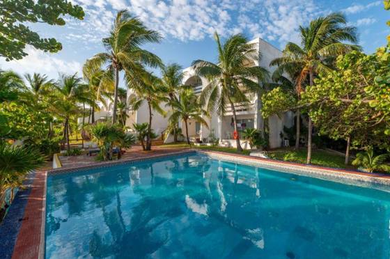 Hotel Maya Caribe Faranda: Swimming pool