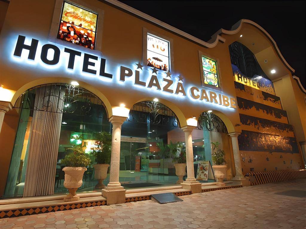 Hotel Plaza Caribe: Entrance