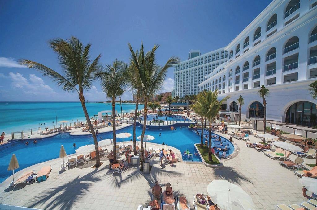 Hotel Riu Cancun: Swimming pool [outdoor]