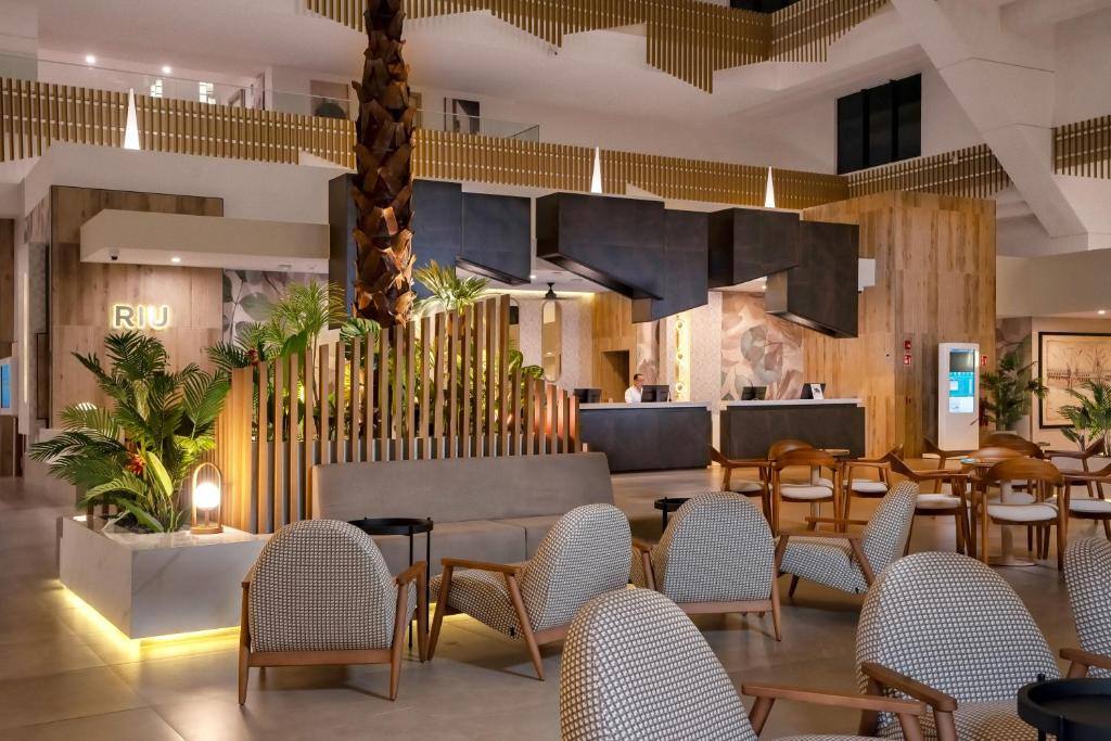 Hotel Riu Caribe: Lobby