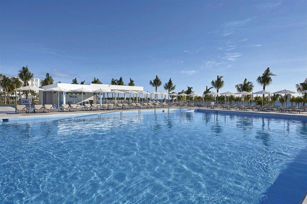 Hotel Riu Palace Costa Mujeres: Swimming pool [outdoor]