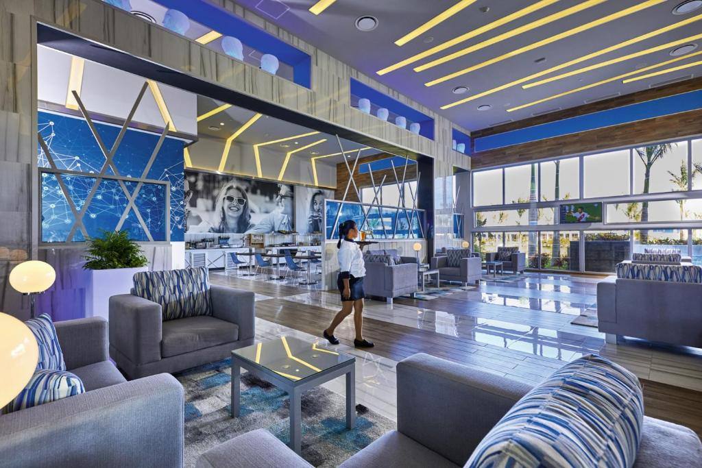 Hotel Riu Palace Costa Mujeres: Food and beverages