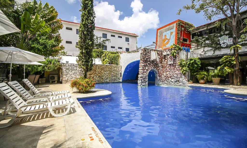 Hotel & Spa Xbalamqué Cancún Centro: Interior view