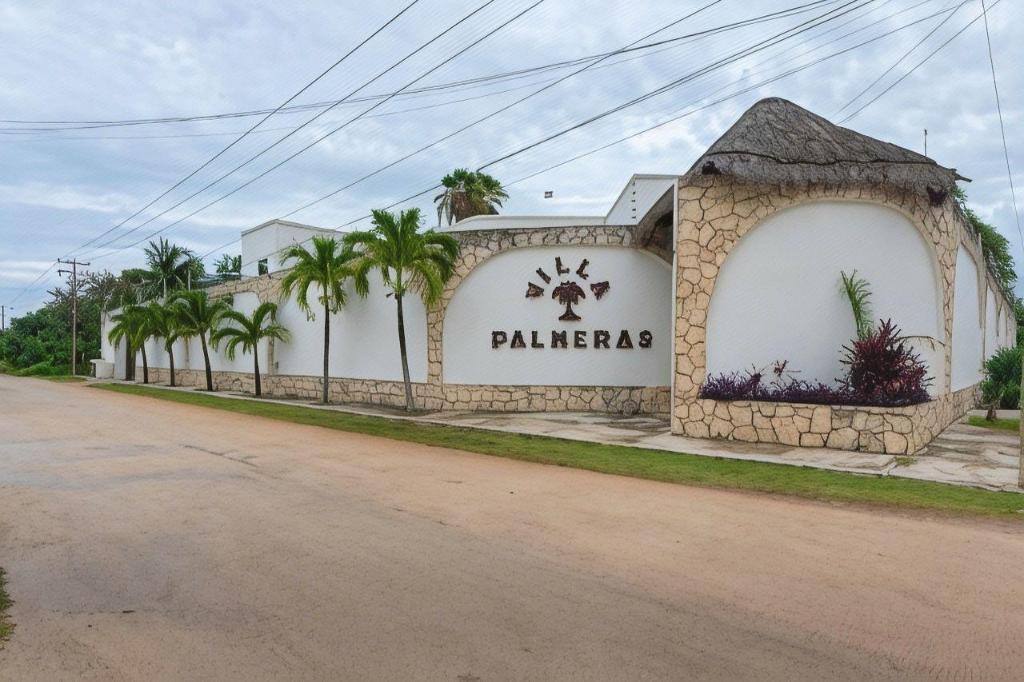 Hotel Villa Palmeras Cancun: Property views