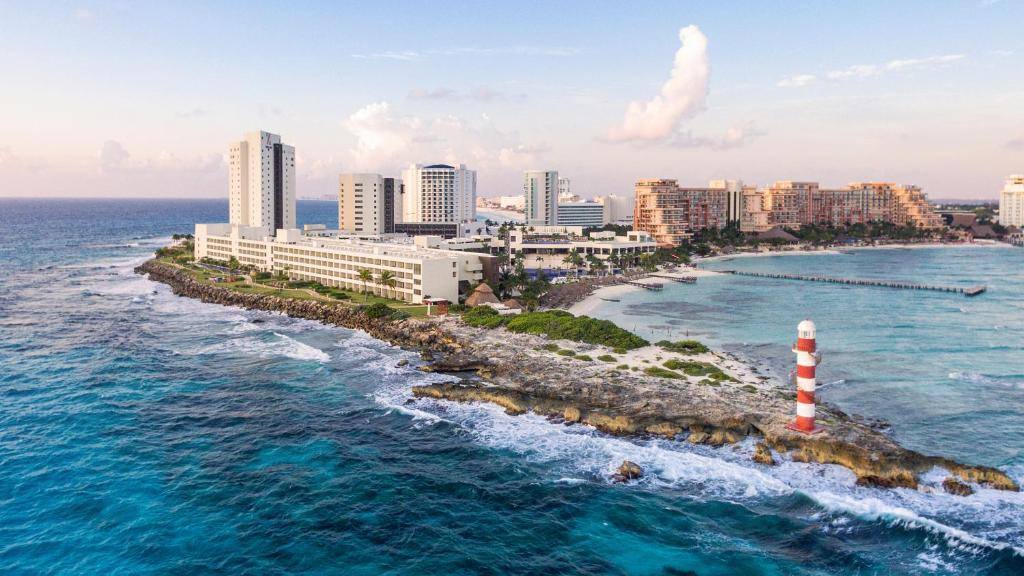 Hyatt Ziva Cancun: Exterior view