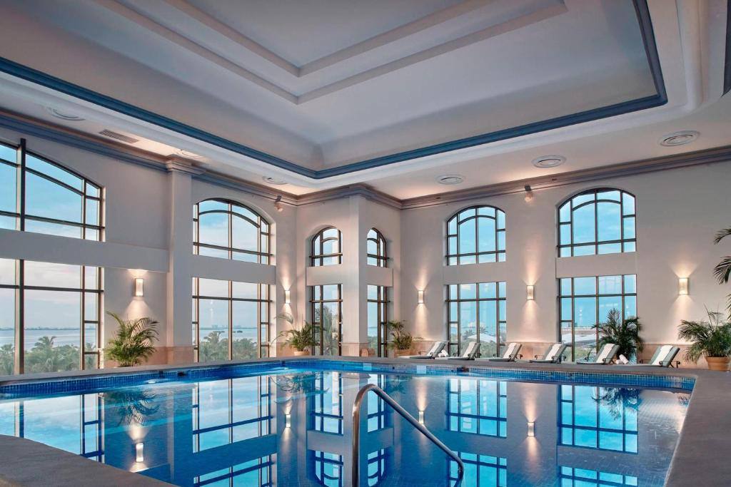JW Marriott Cancun Resort & Spa: Swimming pool
