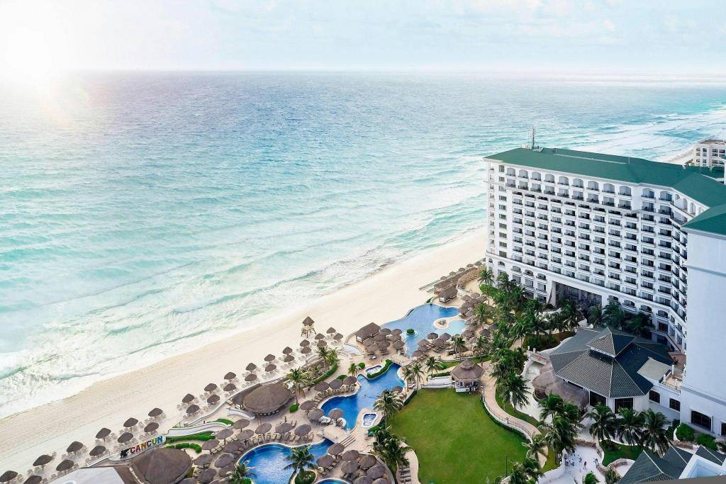 JW Marriott Cancun Resort & Spa: Swimming pool