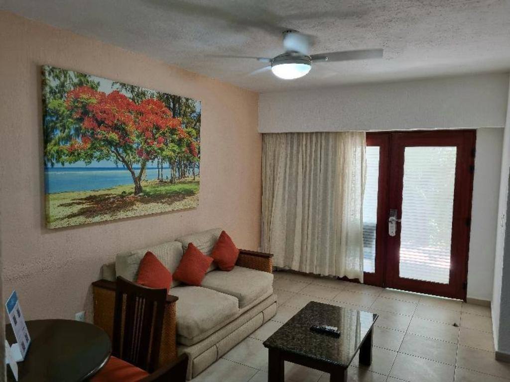 Laguna Suites: Other