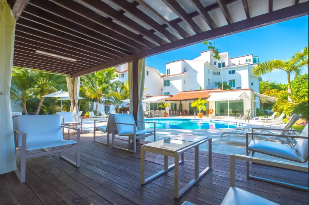 Las Gaviotas Hotel & Suites: Public areas