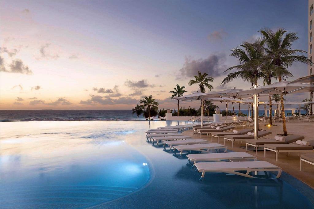 Le Blanc Spa Resort Cancun: Swimming pool [outdoor]