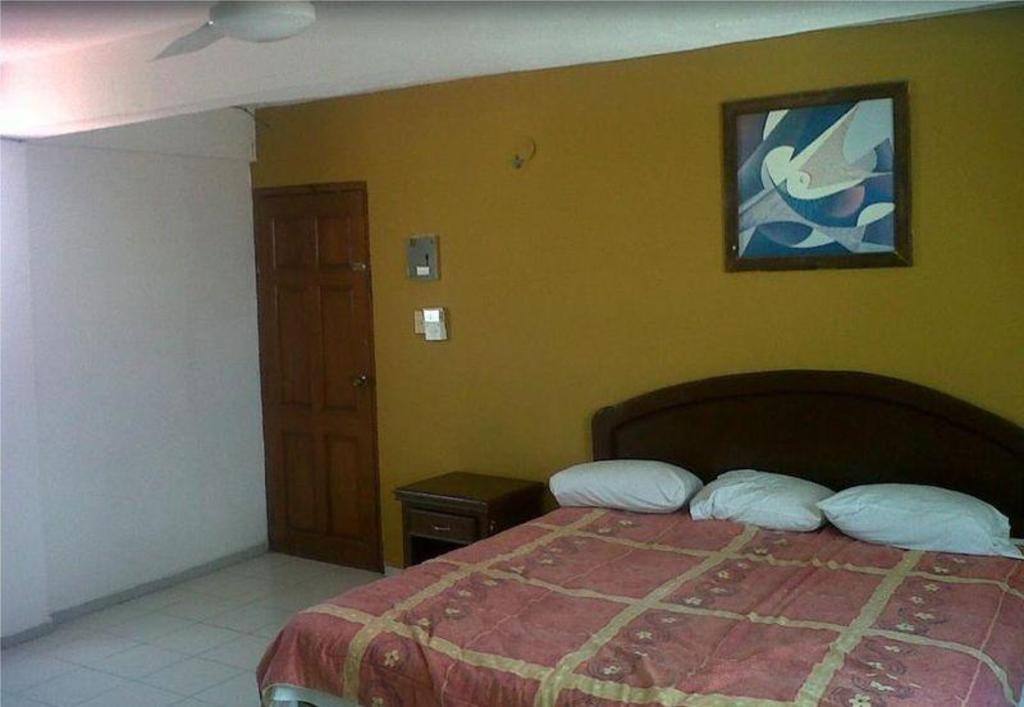 Los Cuates de Cancun: Room photos