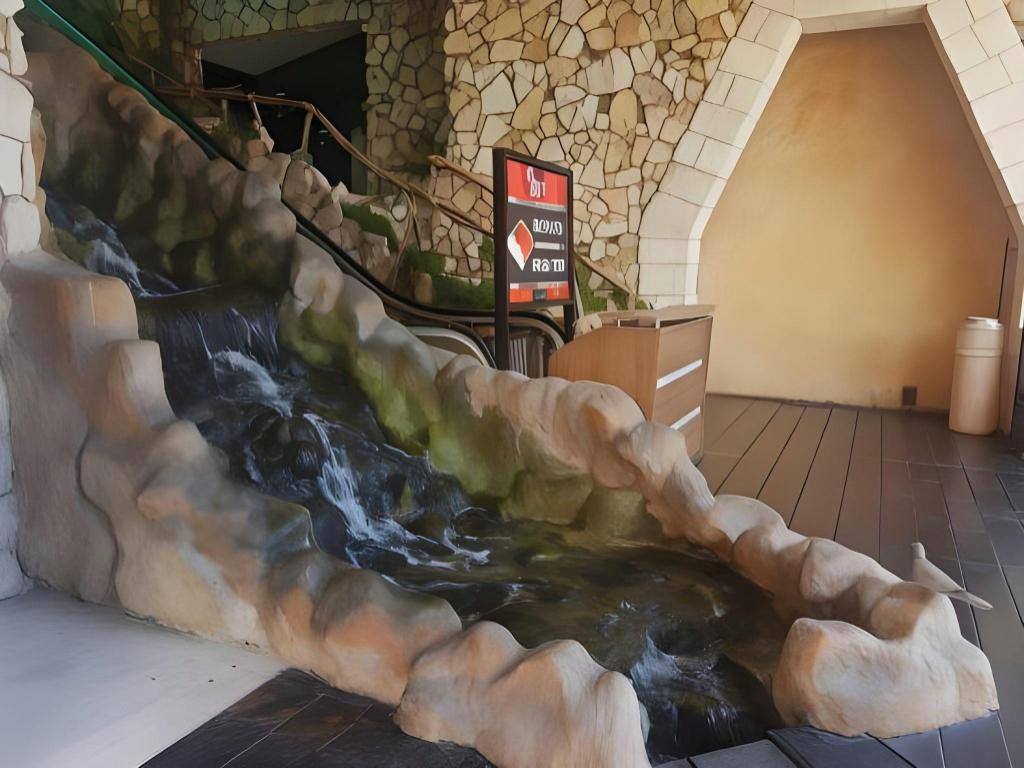Mayafair Design Hotel: Property views