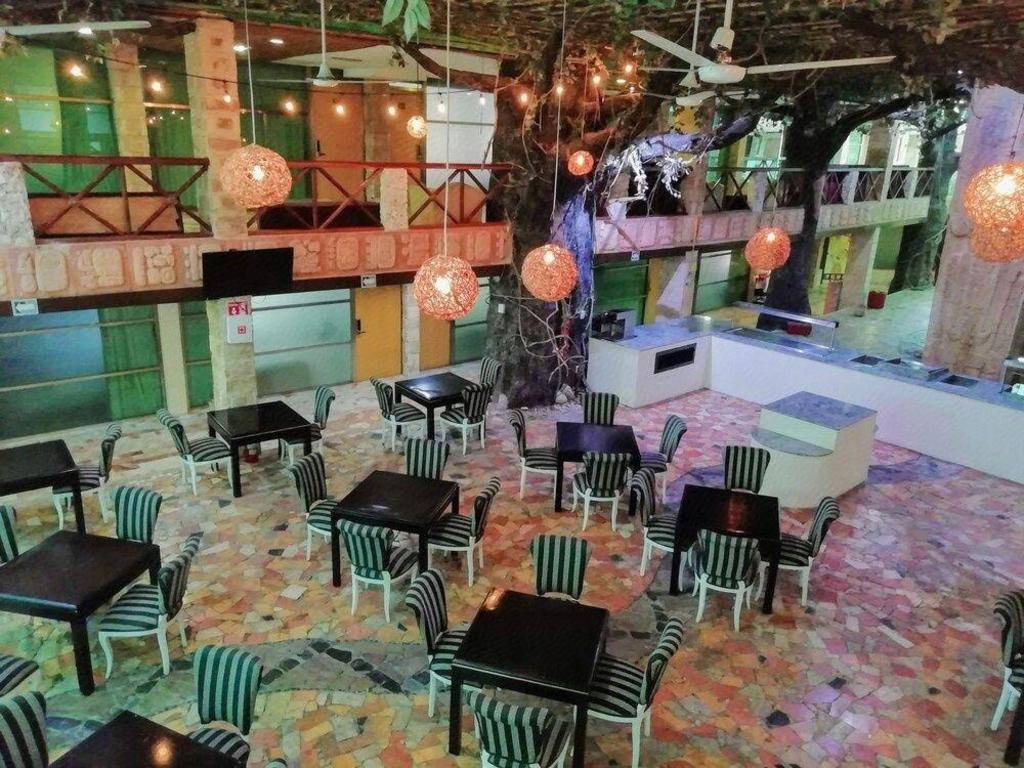 Mayafair Design Hotel: Dining